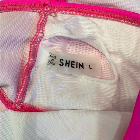 Shein Sz L One piece Fuchsia Swimsuit - Picture 4 of 5